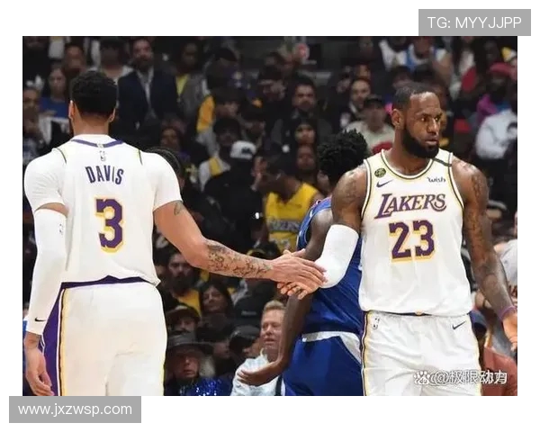 汉堡与科隆激战正酣比赛结果揭晓引发球迷热议 汉堡与科隆激战正酣比赛结果揭晓引发球迷热议